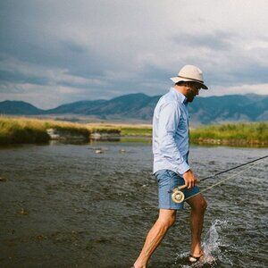 Ball and Buck Size M The Angler’s Shirt Cotton Linen blend Blue and white